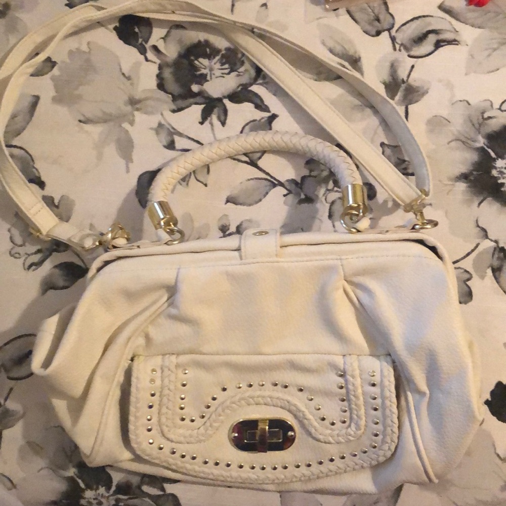 Olivia and Joy cream/white purse - Picture 5 of 10